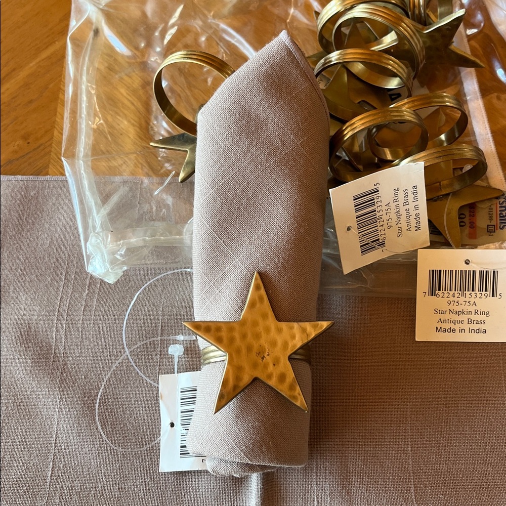 Star Brass Napkin Rings with Napkins Set of 12
